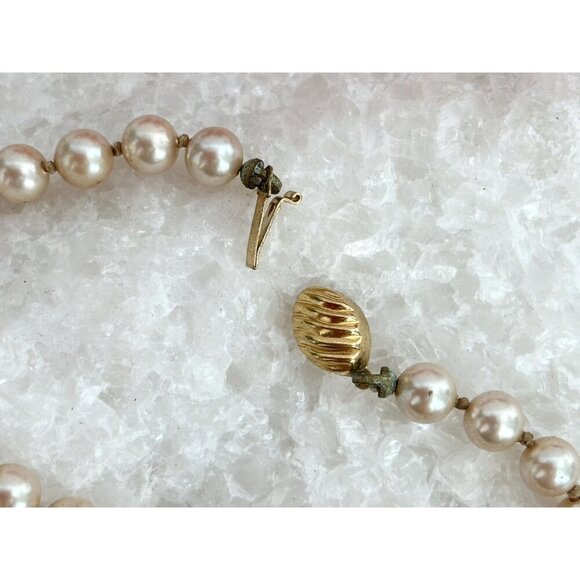 Vintage Rich Faux Pearl Avant Garde Stylish Marvella Gold T Bracelet - 7.5" - Picture 9 of 10